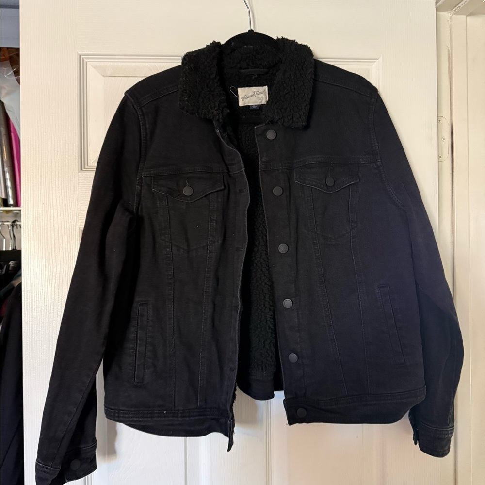 Universal Thread Black Sherpa-Lined Jean Jacket